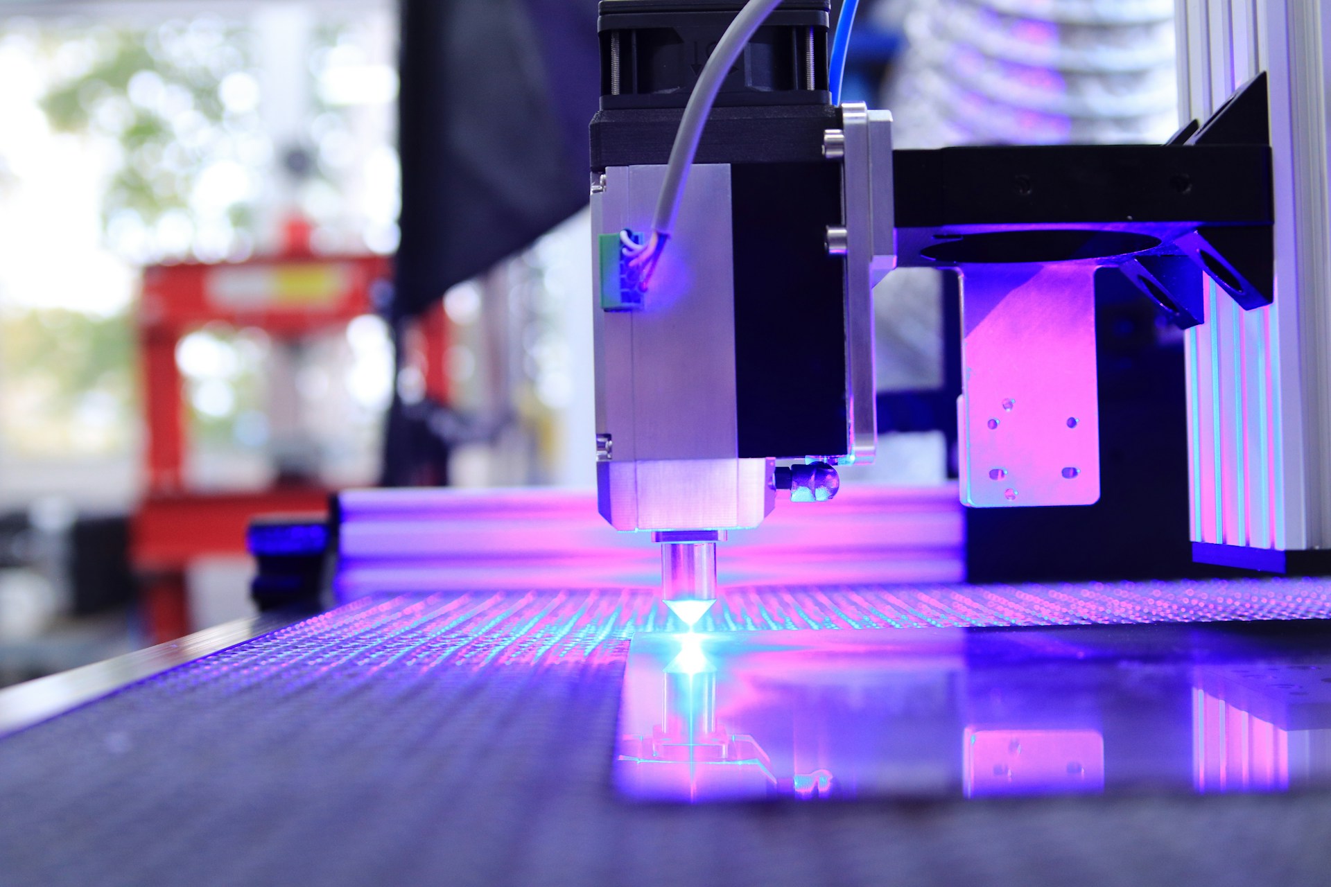 3D-печать против компрессионного формования: Преимущества 3D-печати